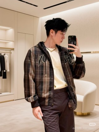 Louis Vuitton Brown Plaid Zip Hoodie Jacket view 7