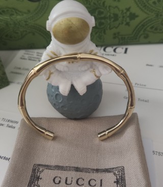 Gucci Bamboo Segmented Gold-Tone Bangle Bracelet view 8