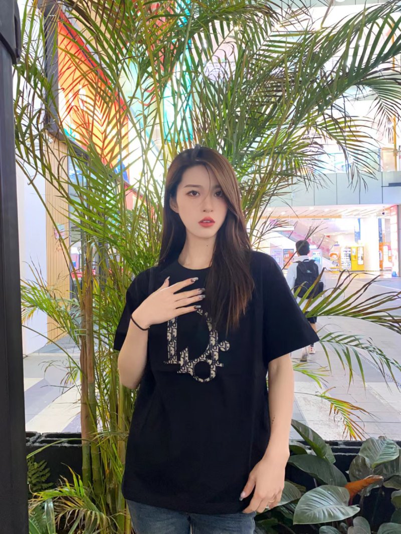 Dior Monogram Embroidered Black T-Shirt view
