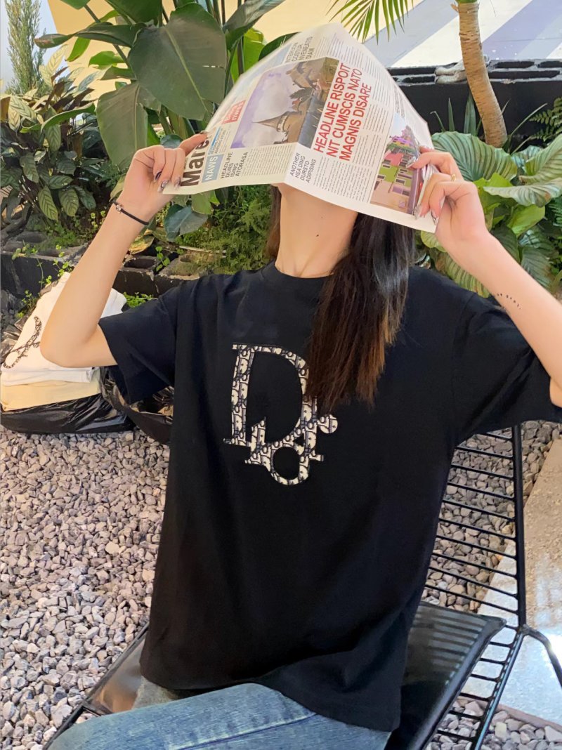 Dior Monogram Embroidered Black T-Shirt view