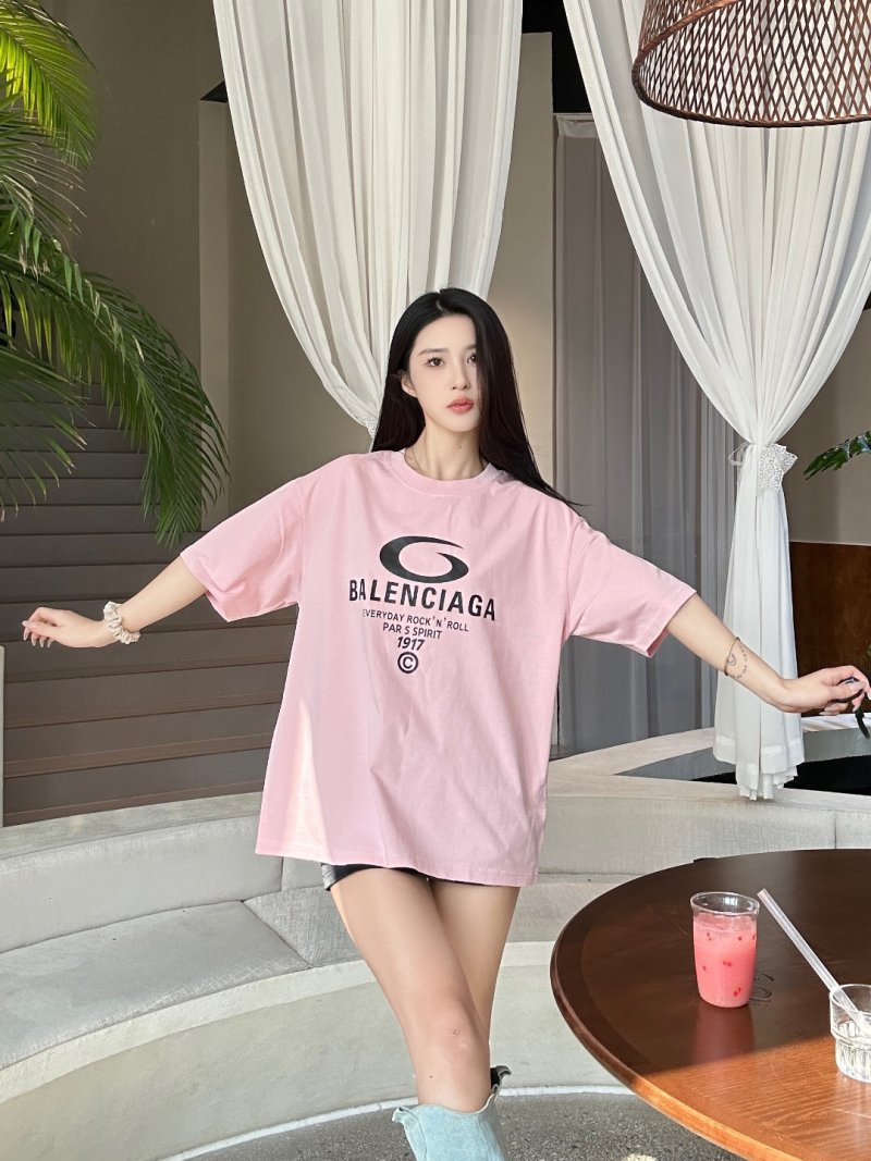 Balenciaga Everyday Rock n Roll Pink T-Shirt view
