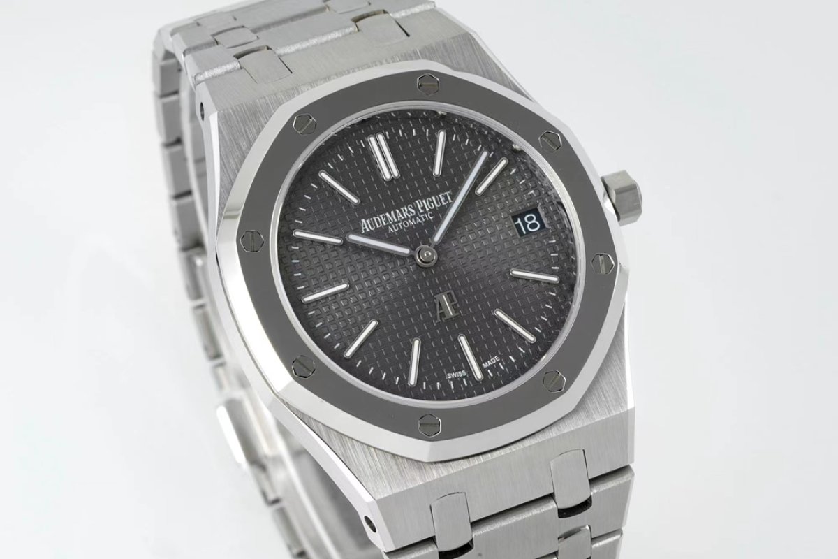 Audemars Piguet Royal Oak 15202 Ultra-Thin Steel Watch view