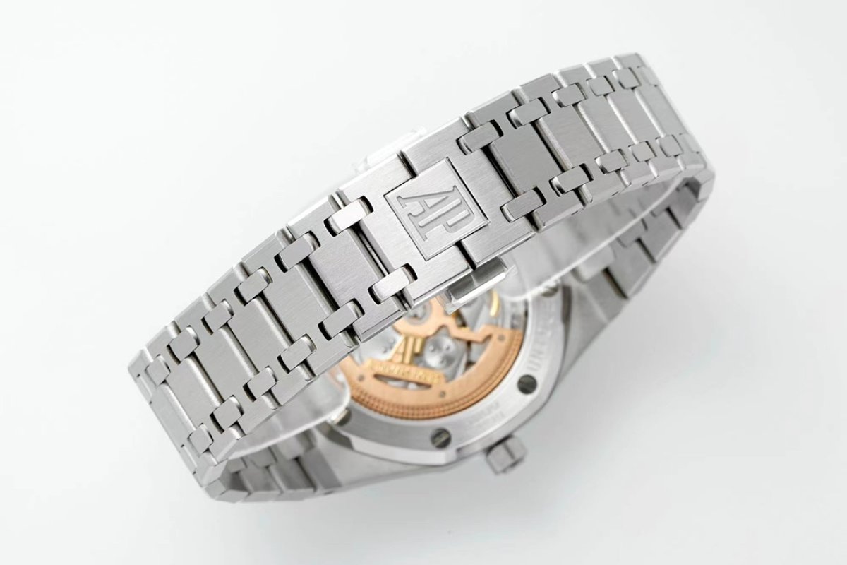 Audemars Piguet Royal Oak 15202 Ultra-Thin Steel Watch view