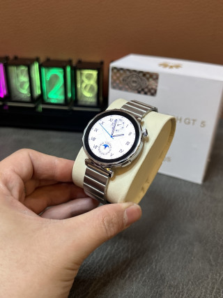 Women's Flower Digital Smart Watch Pink Leather Strap view 2