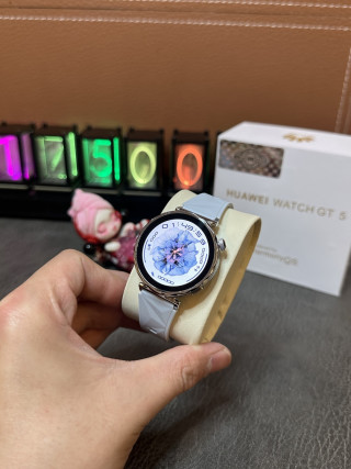 Women's Flower Digital Smart Watch Pink Leather Strap view 4