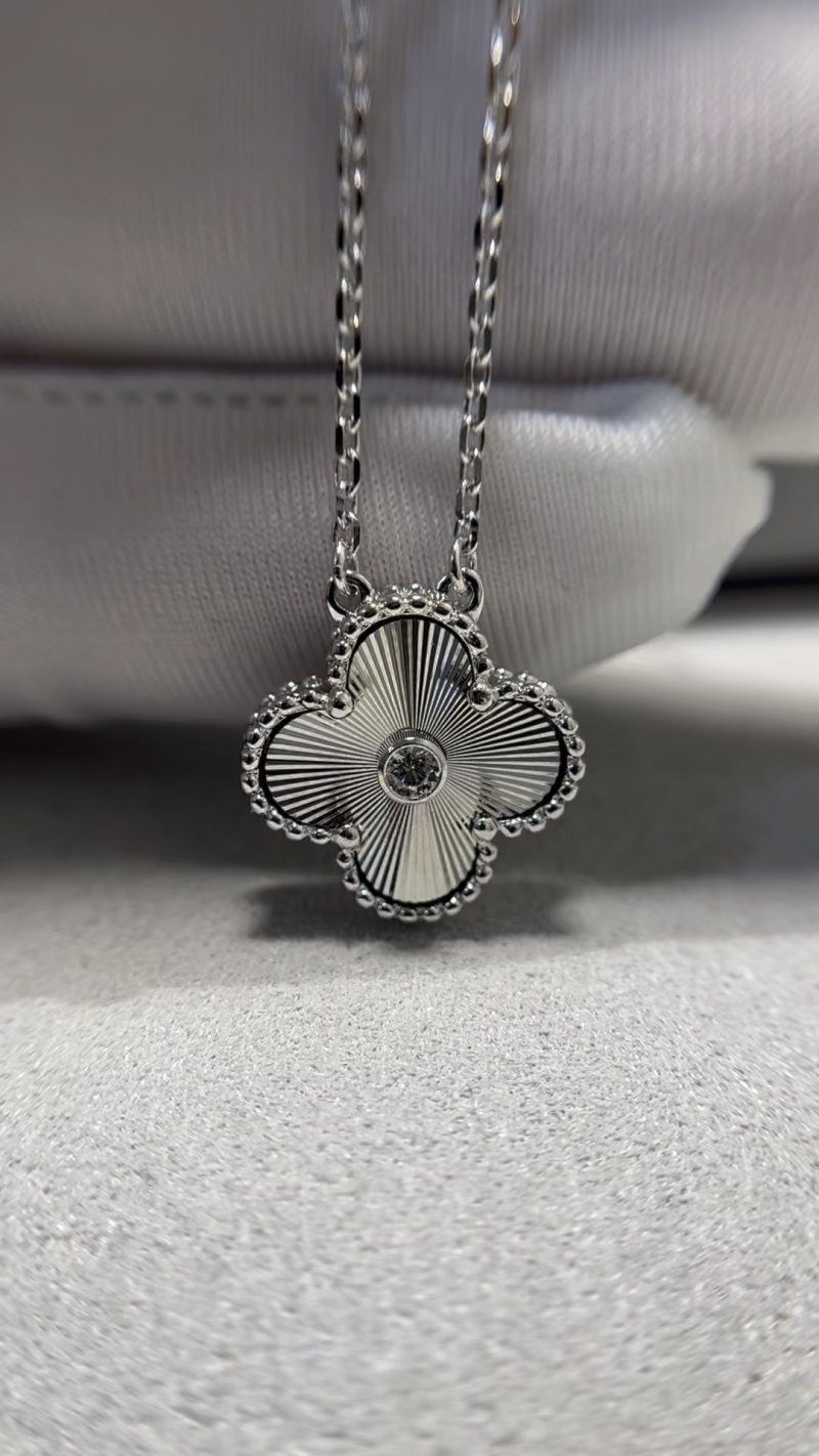 Van Cleef & Arpels Alhambra Silver Clover Pendant Necklace