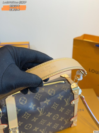 Louis Vuitton Monogram Trunk Chain Shoulder Bag view 5