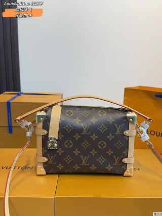 Louis Vuitton Monogram Trunk Chain Shoulder Bag view 6