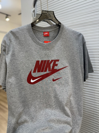 Nike Classic Logo White T-Shirt Red Print view 3