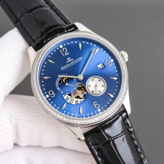 Jaeger-LeCoultre Master Moonphase Rose Gold Watch 41mm view 5