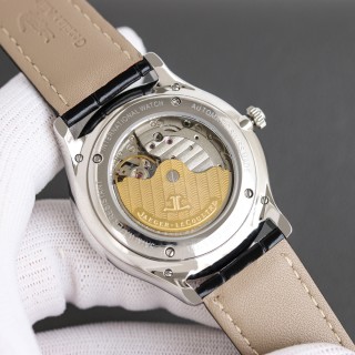 Jaeger-LeCoultre Master Moonphase Rose Gold Watch 41mm view 7