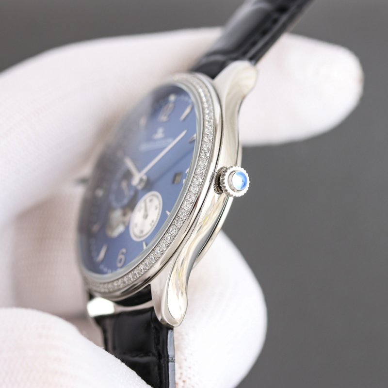 Jaeger-LeCoultre Master Moonphase Rose Gold Watch 41mm view