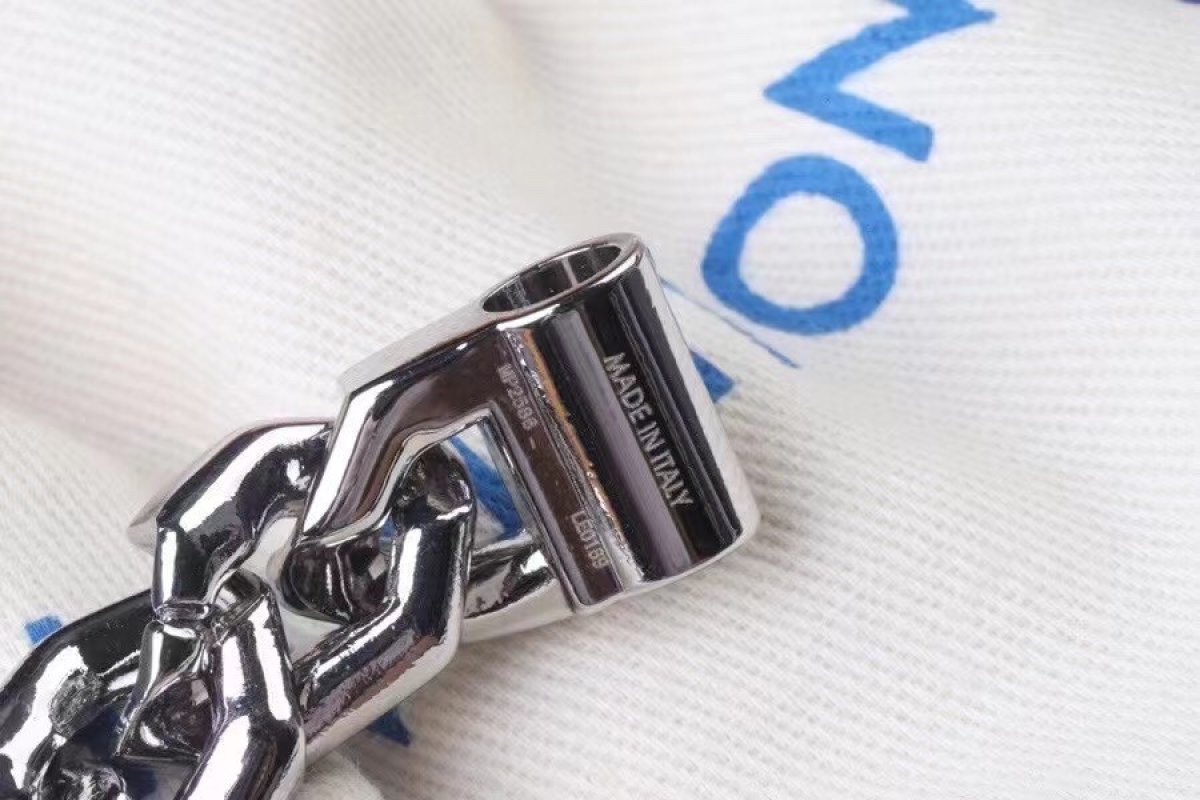 Louis Vuitton LV Blue Enamel Chain Link Bracelet view