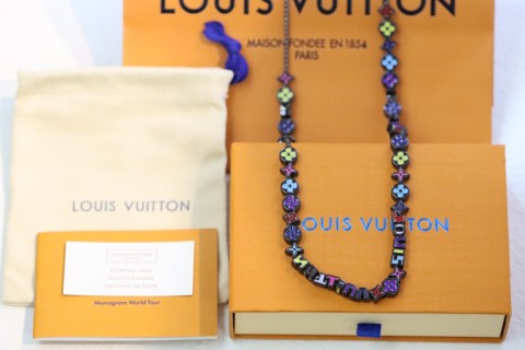 Louis Vuitton Monogram Colors Enamel Flower Necklace - Silver view 8