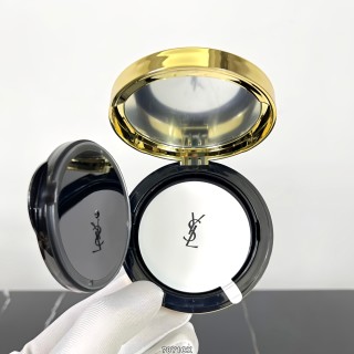 YSL Touche Éclat Glow-Pact Cushion Foundation - Porcelain B10 12g view 6