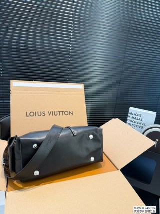 Louis Vuitton Carryall Black Leather Shoulder Bag view 7