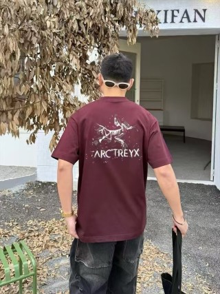 Arc'teryx Women's Short Sleeve T-Shirt Burgundy view 3