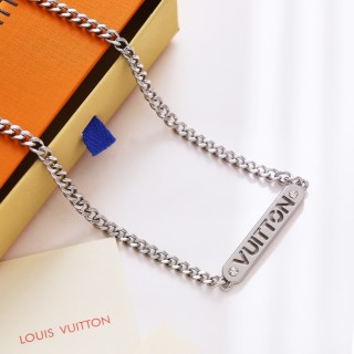 Louis Vuitton Curved Plate Crystal Chain Necklace Silver