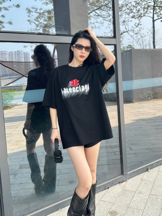 Balenciaga Black Logo Graphic T-Shirt view 4