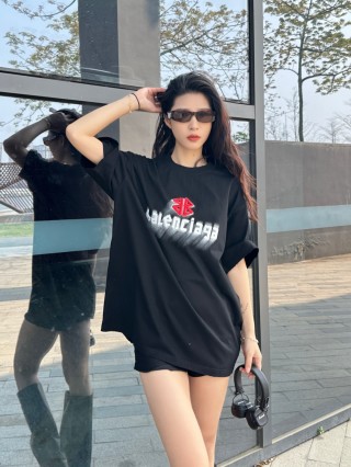 Balenciaga Black Logo Graphic T-Shirt view 5