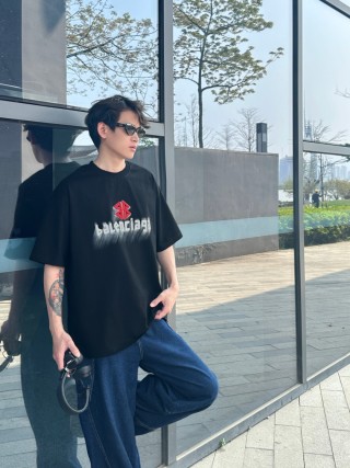 Balenciaga Black Logo Graphic T-Shirt view 6