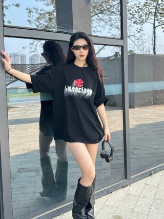 Balenciaga Black Logo Graphic T-Shirt view 9