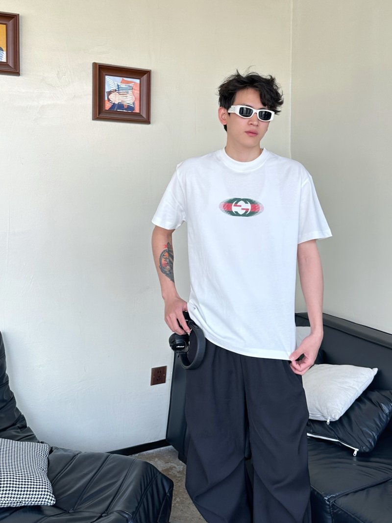 Gucci Repeated Logo White T-Shirt view