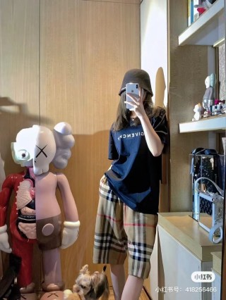 Burberry Check Khaki Shorts view 3