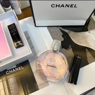 Chanel Chance Eau Tendre 100ml + Rouge Allure Velvet Lipstick Gift Set view 3