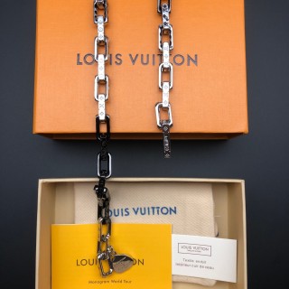 Louis Vuitton LV x Yayoi Kusama Monogram Chain Necklace view 3