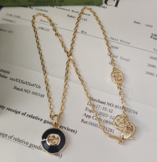 Gucci GG Agate Logo Pendant Gold Chain Necklace view 6