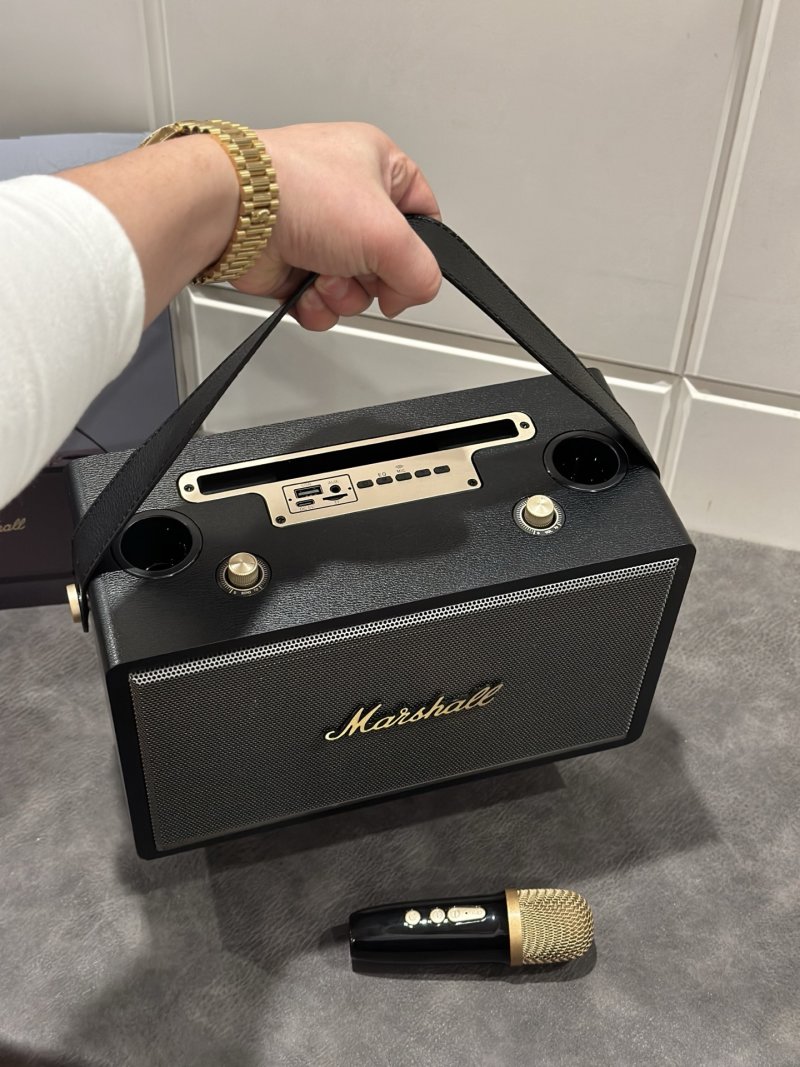 Marshall Kilburn II Portable Speaker Black Gold