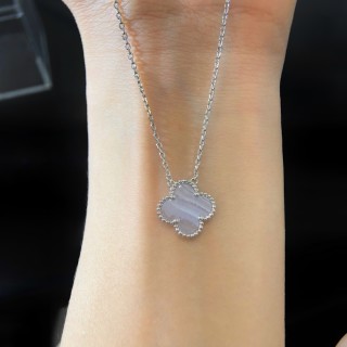 Van Cleef & Arpels Four-Leaf Clover Pendant Necklace Purple view 9