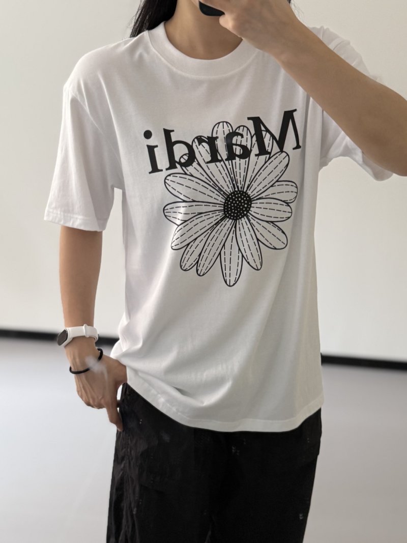 Daisy Flower Graphic White T-Shirt