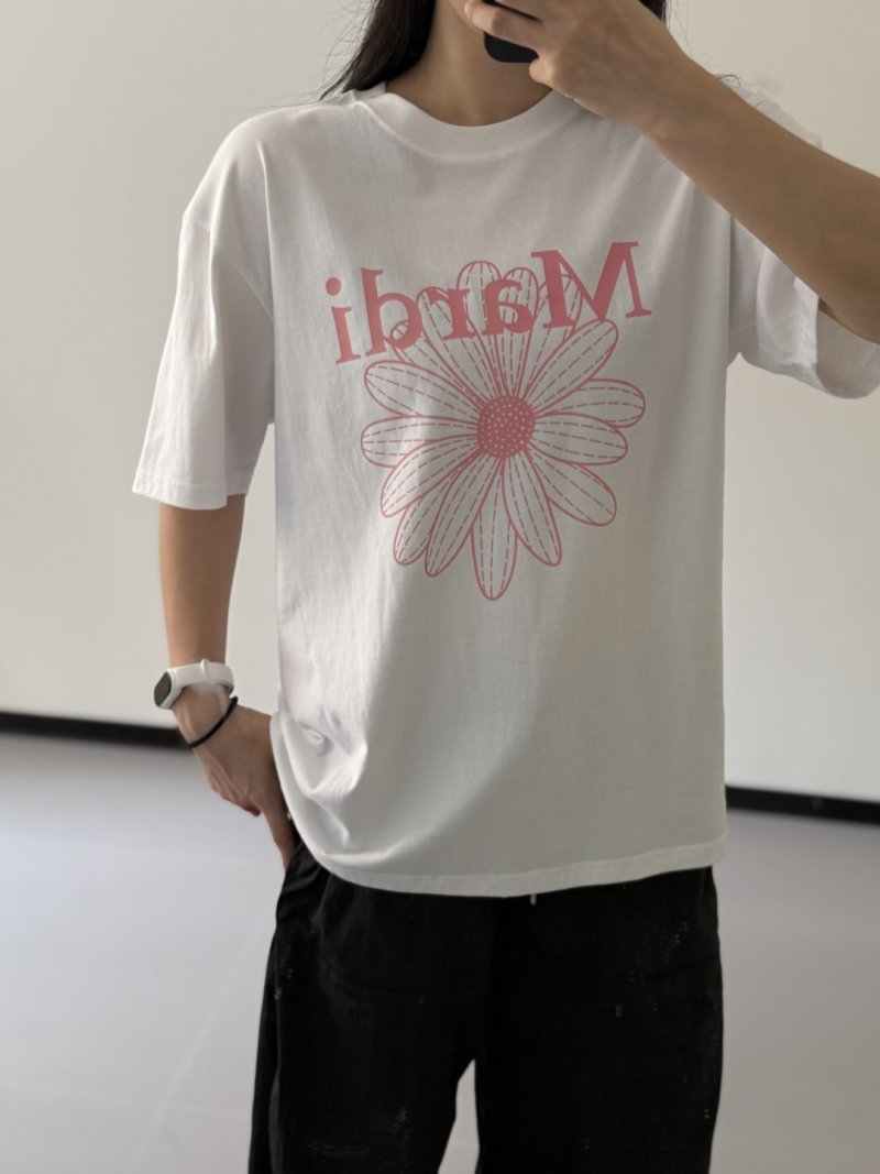 Daisy Flower Graphic White T-Shirt view
