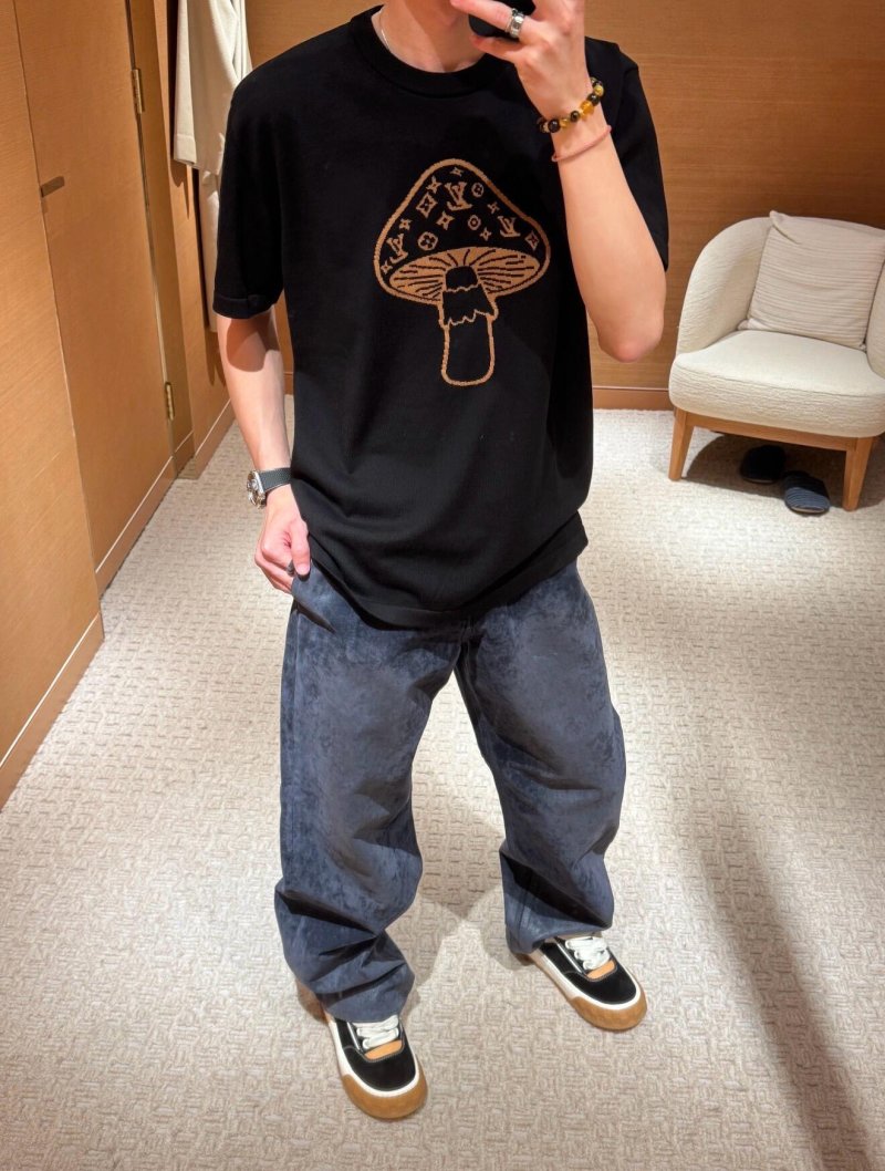 Louis Vuitton Mushroom Monogram Black T-Shirt
