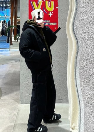 Carhartt Black Puffer Jacket view 2