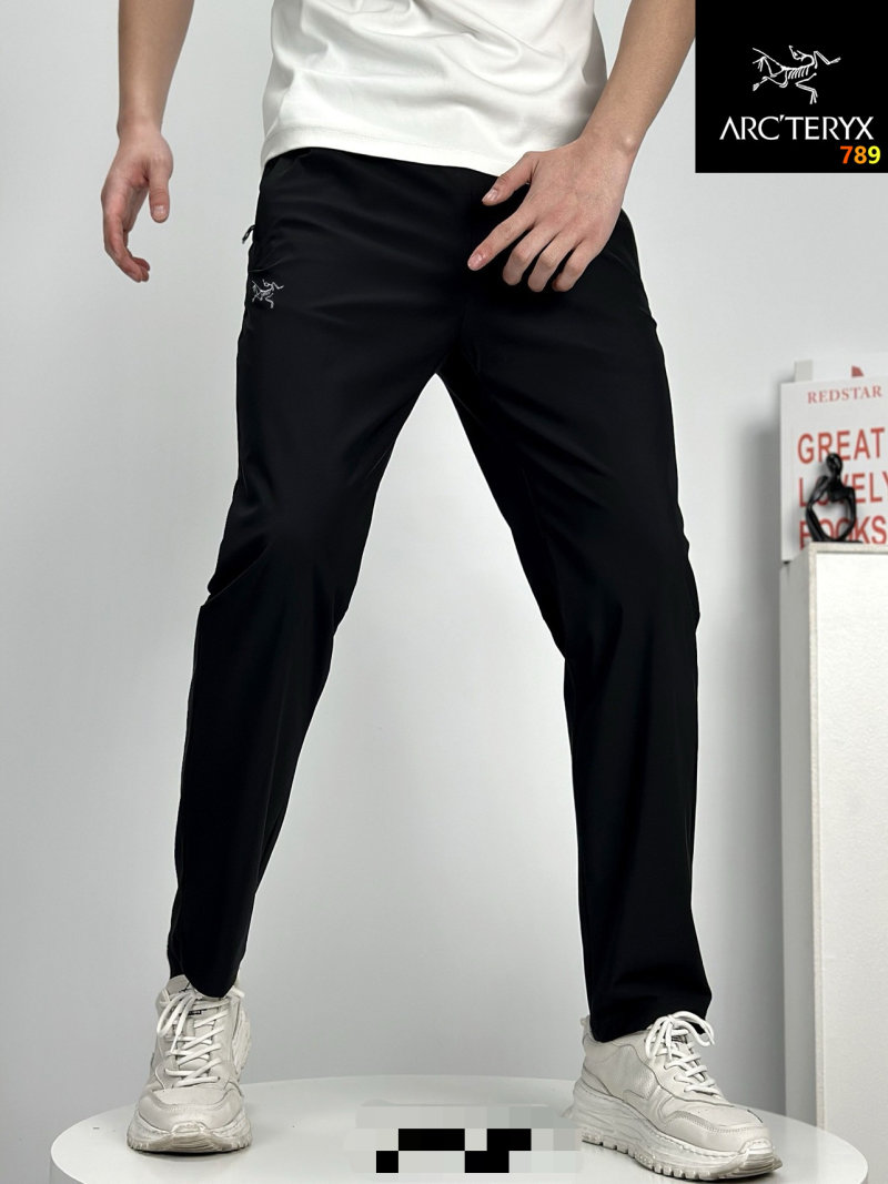 Arc'teryx Black Lightweight Cargo Pants