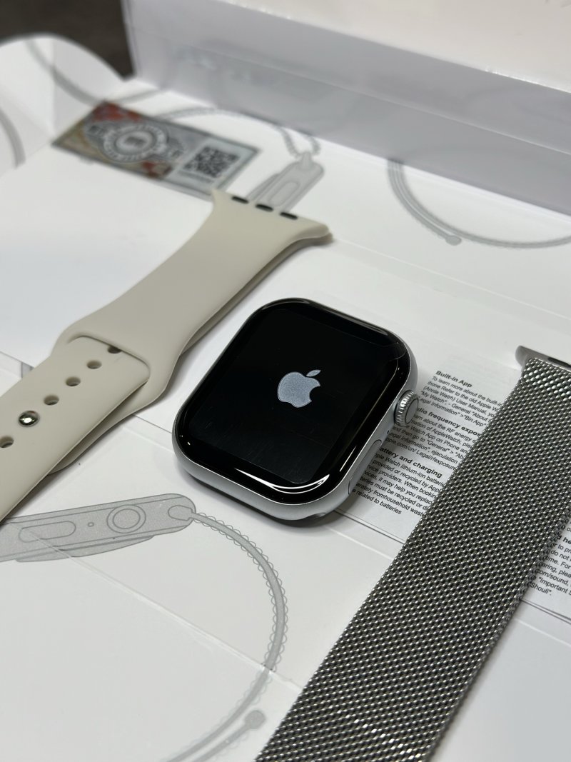 Apple Watch Series 10 46mm Titanium Silver Smart Watch UA