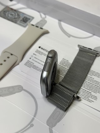 Apple Watch Series 10 46mm Titanium Silver Smart Watch UA view 4