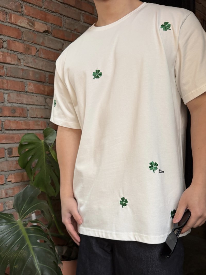 Dior Cream Four-Leaf Clover Embroidered T-Shirt