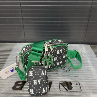 MLB NY Monogram Crossbody Camera Bag Black & Green view 4