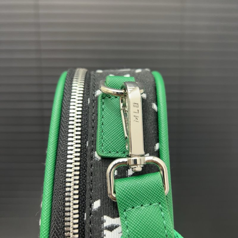 MLB NY Monogram Crossbody Camera Bag Black & Green view