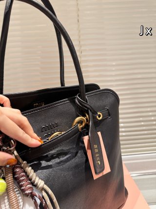 Miu Miu Shell Tote Bag Black Leather view 4