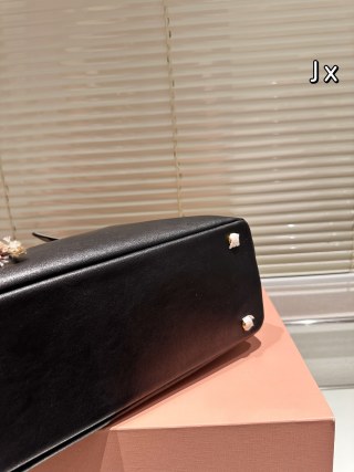 Miu Miu Shell Tote Bag Black Leather view 6