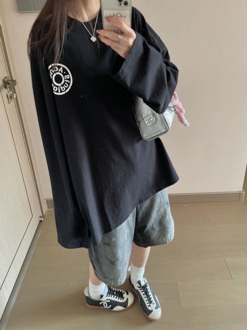Black Long Sleeve Graphic Logo Tee view