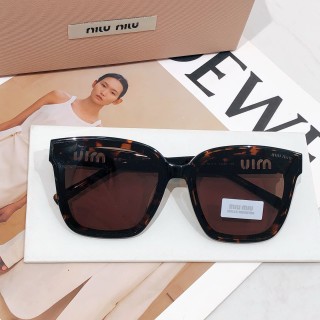 Miu Miu SMU 107Z Black Gradient Sunglasses view 2
