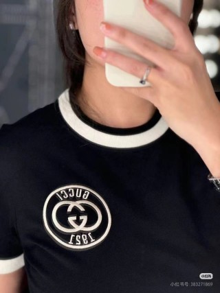 Gucci GG Logo Short Sleeve T-Shirt Black with Stripe Trim view 3