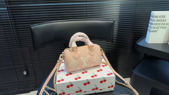 Louis Vuitton Speedy Monogram Empreinte Blush Pink Handbag