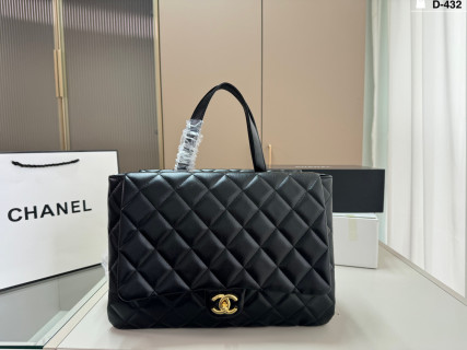 Chanel Quilted Accordion Tote Bag Black view 4